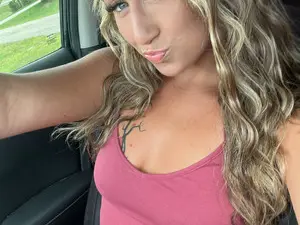 Myfreecams Sex Cam of Taylorgirl19