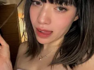 Myfreecams Sex Chat of aliceglassxo