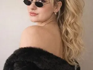 Myfreecams Best live sex cam show of IdolHannaa