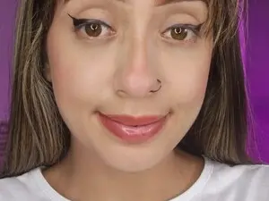 Myfreecams Sex Cam of KhloePraga