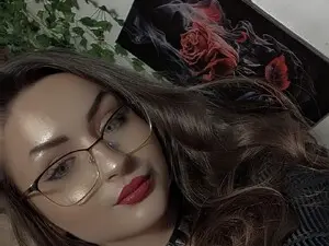 Myfreecams Live Sex Cam of NaughtYH