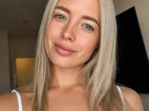 Myfreecams Free Live Porn of Twinklin_S