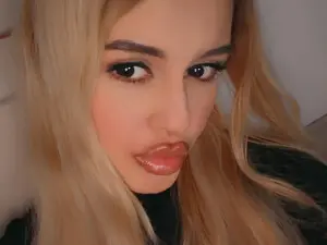 Myfreecams Sex Chat of nicollelove9