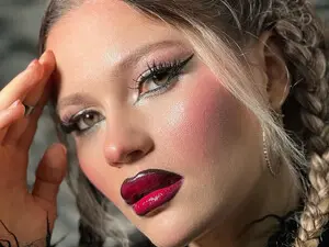 Myfreecams Adult Webcam of Avelinehowo