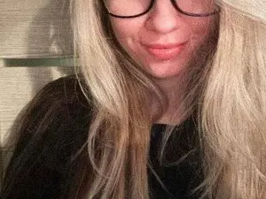 Myfreecams Sex Cam of Lina_Buzz