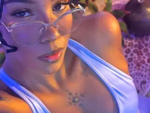 Myfreecams Live Porn of MarWitch777