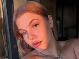 Myfreecams Free Live Porn of Maya_young