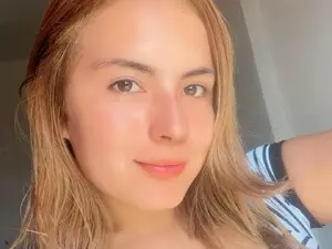 Myfreecams Live Sex of Lara19