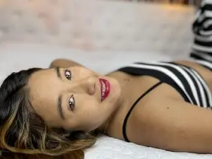 Myfreecams Free Porn Cam of Sofhiaa_