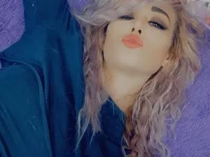 Myfreecams Best live sex cam show of AliceRo