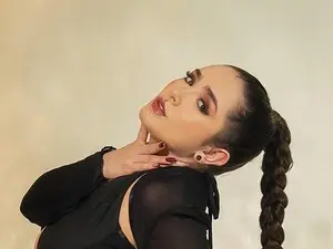 Myfreecams Free Live Porn of SarahRhodes