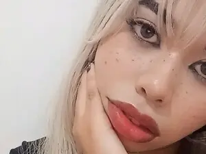 Myfreecams Live Sex Cam of Kitty_Burn