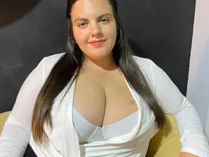 Myfreecams Free Porn Cam of HUGE_Tittyes