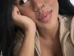 Myfreecams Free Live Porn of Gia_curly