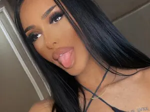 Myfreecams Adult Video Chat of NicoleeMoon