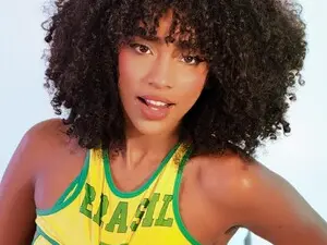 Myfreecams Live Sex Cam of Fyre_divine