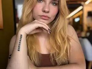 Myfreecams Best live sex cam show of ClassyCarrie