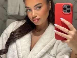 Myfreecams Free Live Porn of EsmeLuv