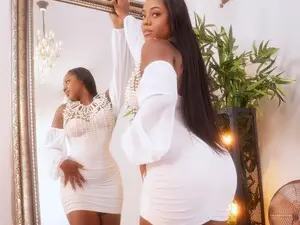 Myfreecams Adult Webcams of Holly_J