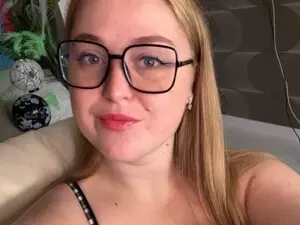 Myfreecams Live Sex Cam of Tori_Blond