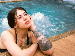 Myfreecams Sex Chat of Alicee_Vixen