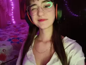 Myfreecams Sex Chat of Kira_Bliss