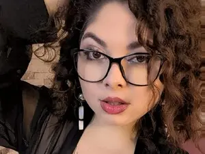 Myfreecams Free Live Porn of KairaFantasy