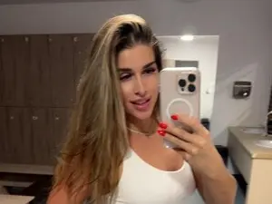 Myfreecams Live Sex Cam of X_hotbaby