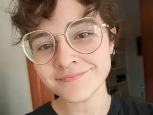 Myfreecams Watch Live Sex Cams of EvaSmile