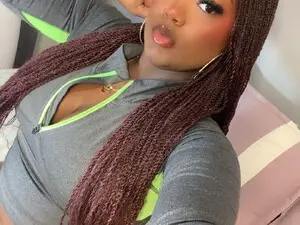 Myfreecams Free Porn Cam of IvannaW_