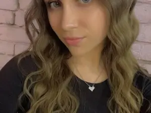 Myfreecams Sex Cam of AlishaXx_