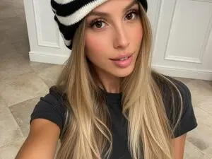 Myfreecams Sex Chat of Deidi_sweet