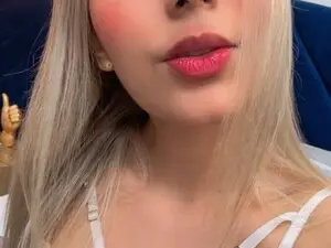 Myfreecams Live Sex Cam of MaddieTease