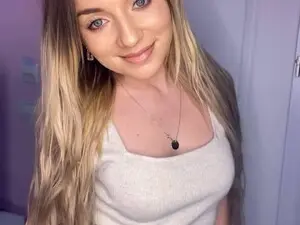 Myfreecams Live Porn of SkyEyesLuna