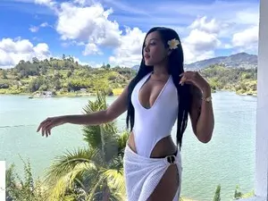 Myfreecams Best live sex cam show of Yennimoreno