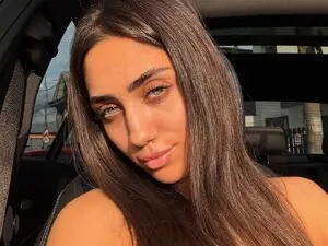 Myfreecams Private Sex Chat of IsLucyCherry