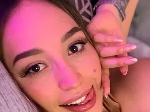 Myfreecams Nude Webcam of Maggietime