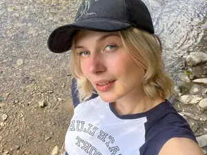 Myfreecams Free Live Porn of EarlyyBird