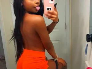 Myfreecams Adult Webcam of AlicexMaisie