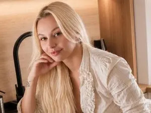 Myfreecams Live Sex of AlessiaCroft