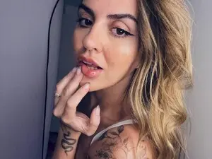 Myfreecams Adult Video Chat of miss_oliviass