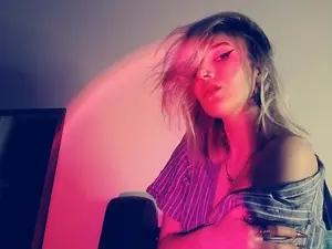 Myfreecams Live Porn of Canbe_fun