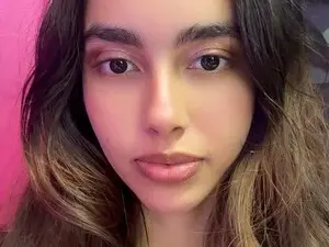 Myfreecams Live Sex Cam of SarahSummers