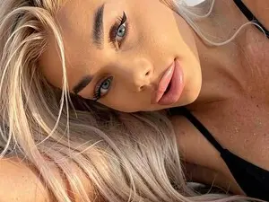 Myfreecams Private Sex Chat of Russian_Ava