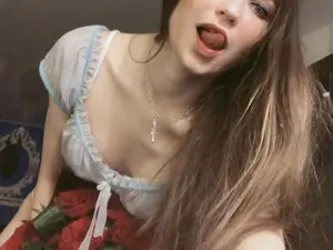 Myfreecams Free Porn Cam of YourCandyBB