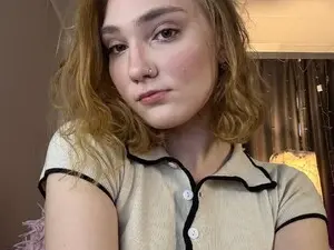 Myfreecams Live Sex Cam of HotRedPipper