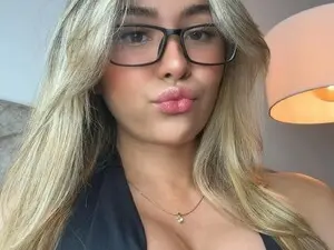 Myfreecams Nude Webcam of Misslatin