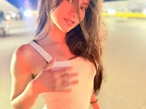 Myfreecams Live Porn of Paola_petitee