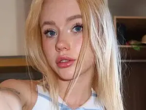 Myfreecams Free Porn Cam of AleksaLore