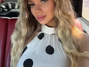 Myfreecams Best live sex cam show of NicolleBlake